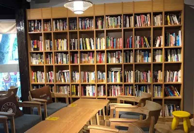 鄭州書店裝修：營造書香氛圍與舒適閱讀區(qū)的設計方案